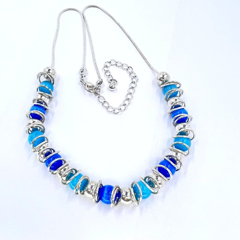 NWOT - Blue & Turquoise Cats Eye Beaded Shiny Silver Tone 16” Necklace